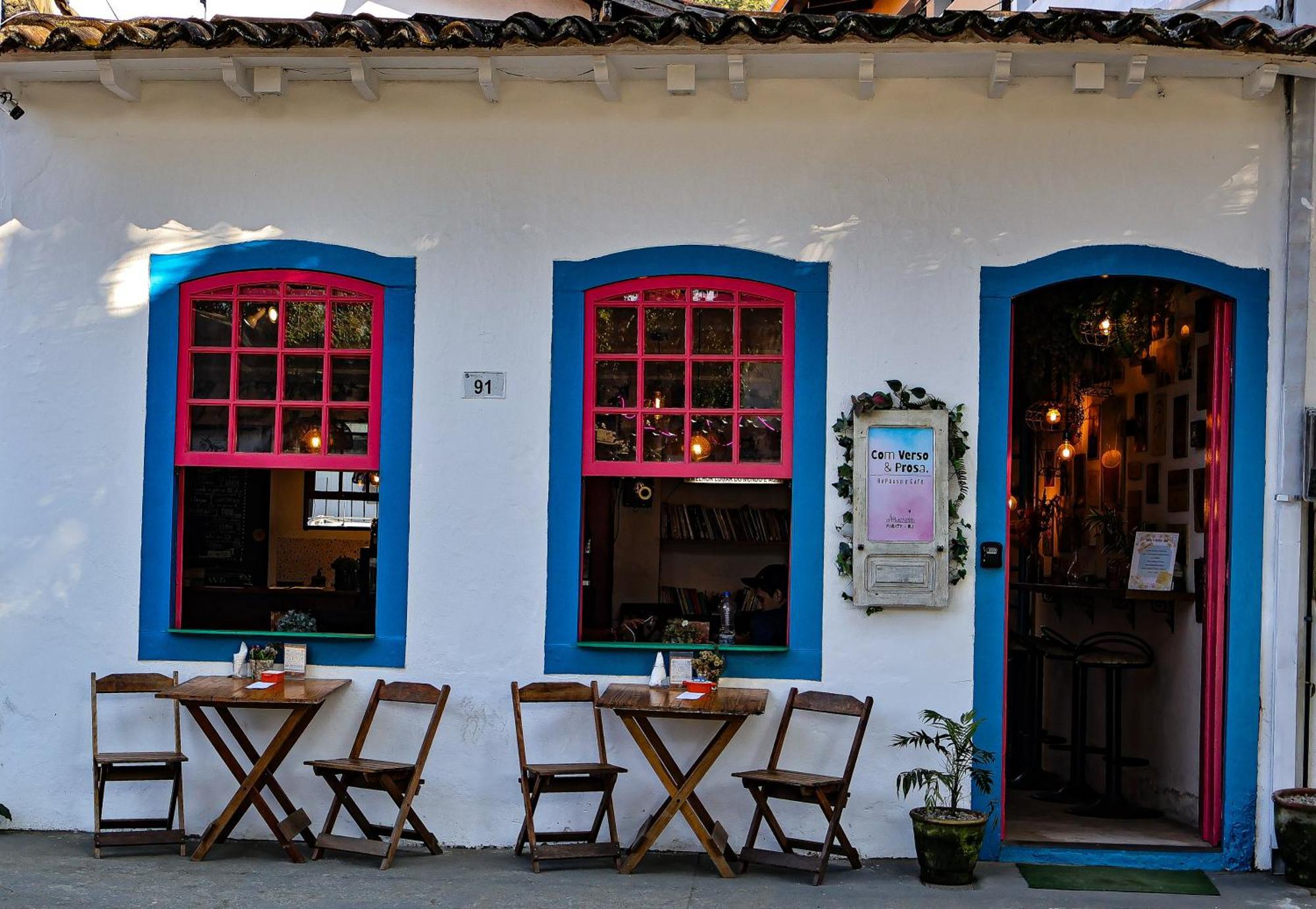Com Verso E Prosa Repouso E Cafe 파라티 외부 사진